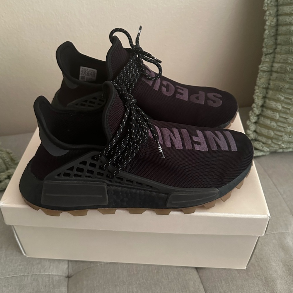 ADIDAS PW Human Races | Size: Men’s 7 | Black | Pharrell Williams |